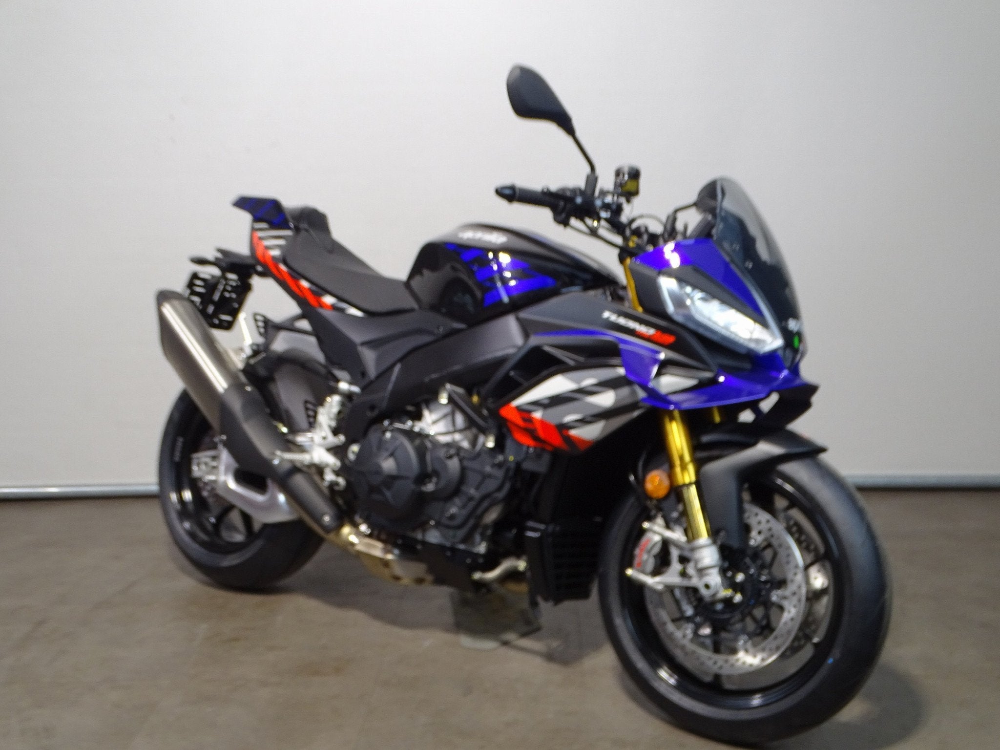 Aprilia Tuono V4 1100 E FACTORY, Bedrijf, Meer dan 35 kW, Naked bike
