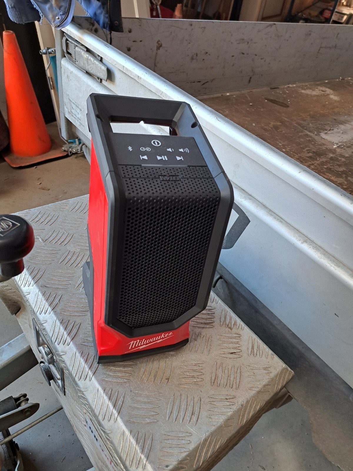 Nieuwe milwaukee radio/box, Ophalen of Verzenden, Nieuw