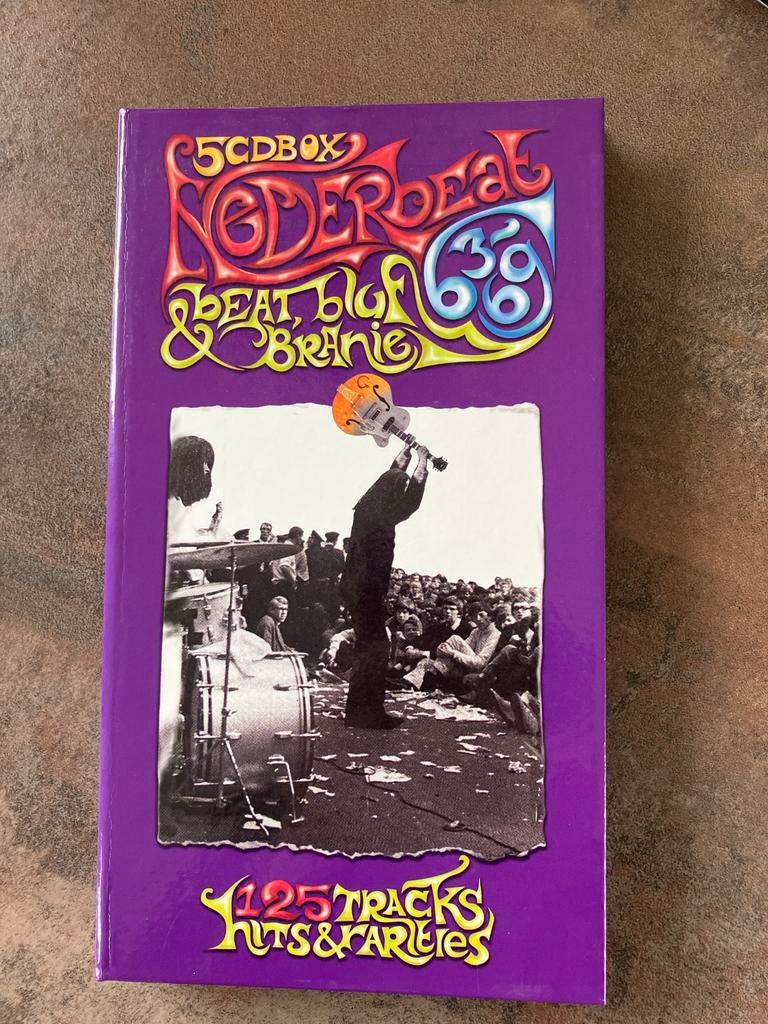 Nederbeat 60-69 5CD Box - 125 Tracks Hits & Rarities, Ophalen of Verzenden, Zo goed als nieuw