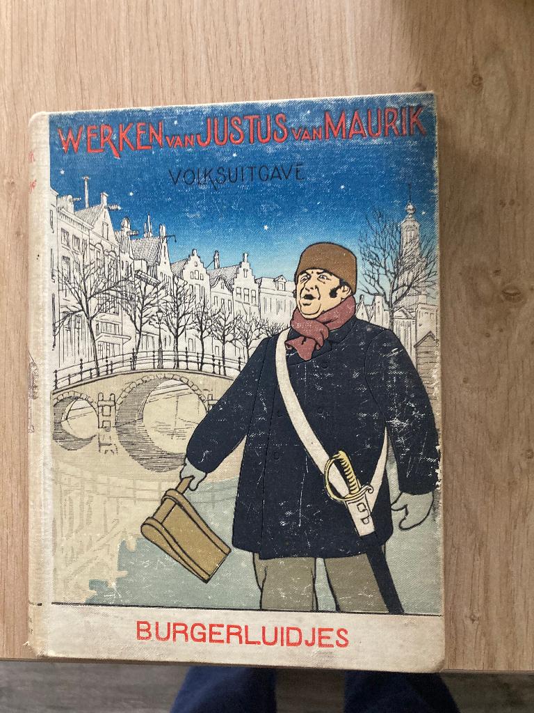 Boek Justus van Maurik, Boeken, Ophalen of Verzenden, Gelezen