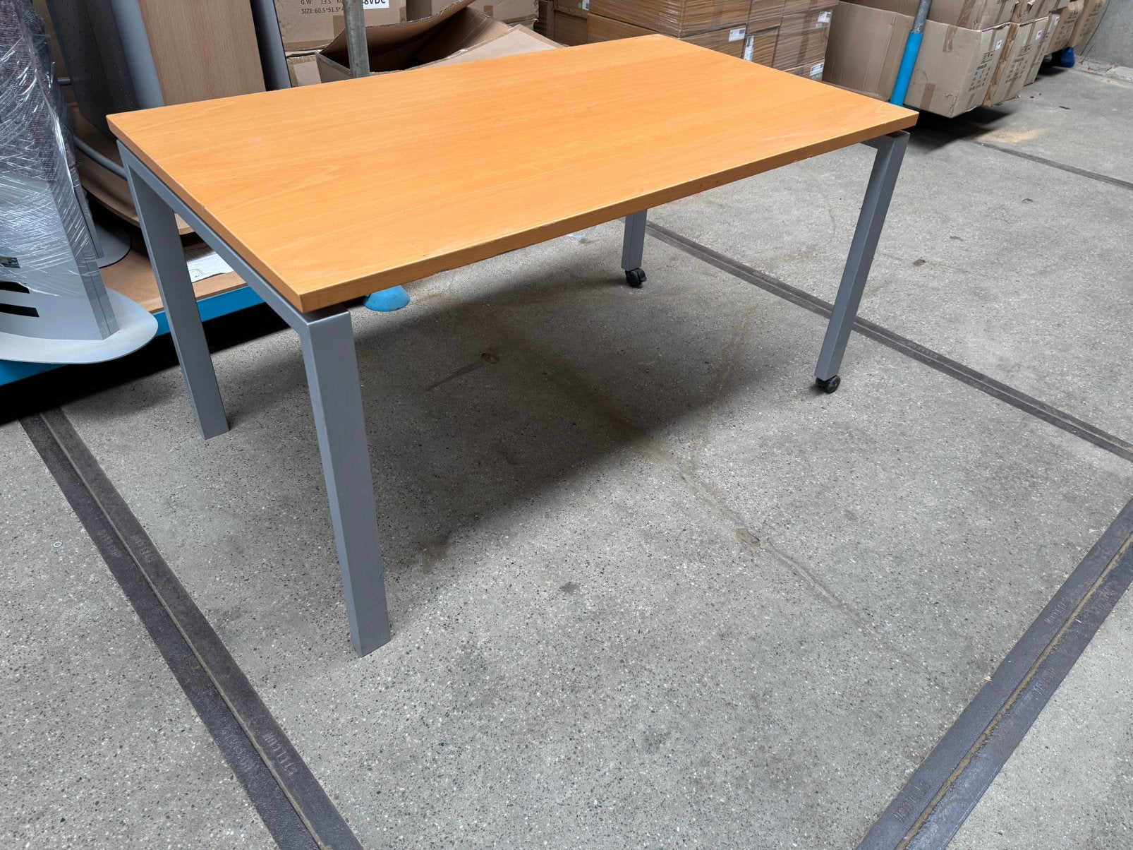 3 bureau’s / tafels te koop, Huis en Inrichting, Ophalen, Overige typen, Gebruikt, 140 cm