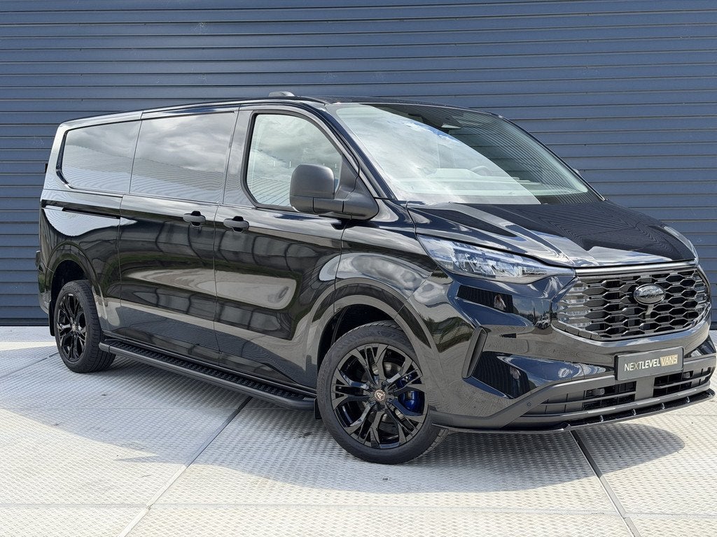 Ford Transit Custom 300 2.0 TDCI L2H1 Trend Navi / Camera /, Voorwielaandrijving, 136 pk, Gebruikt, 4 cilinders