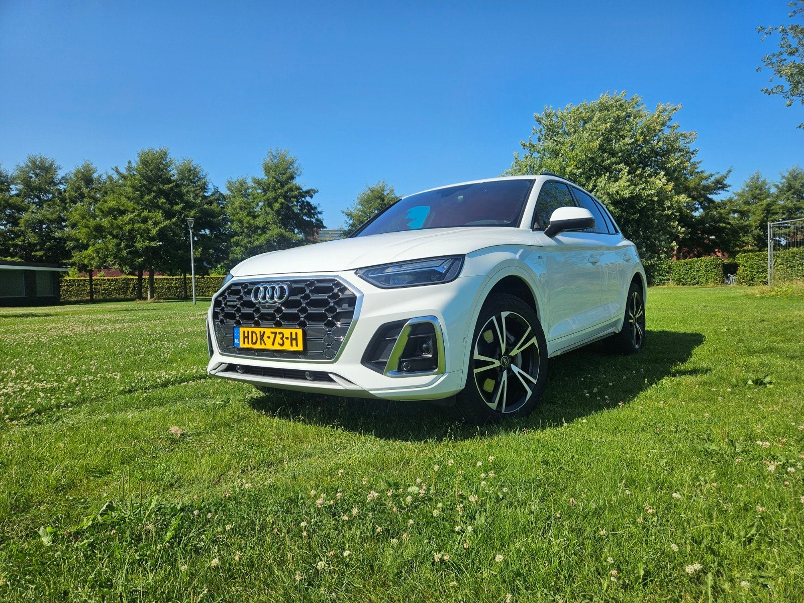 Audi Q5 50 Tfsi e 299pk quattro | Pano | S-edtion, Auto's, Audi, Automaat, Wit, Dealer onderhouden, 2050 kg