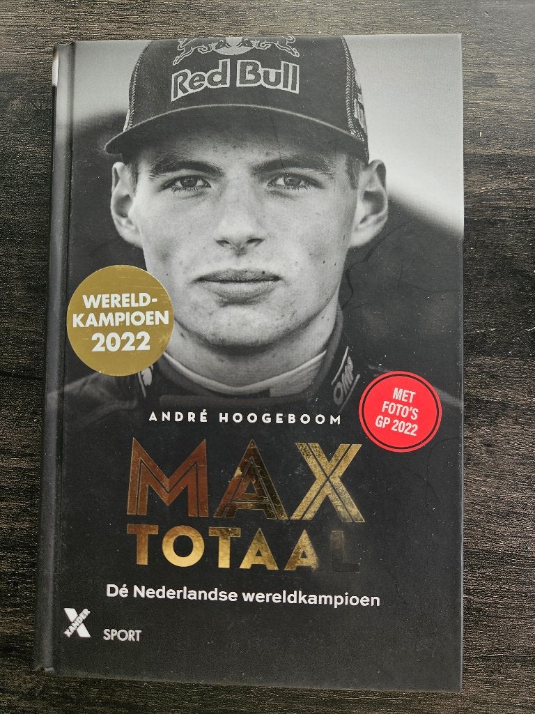 Boek Max Totaal (Max Verstappen), Ophalen of Verzenden, Zo goed als nieuw, Overige sporten, André Hoogeboom