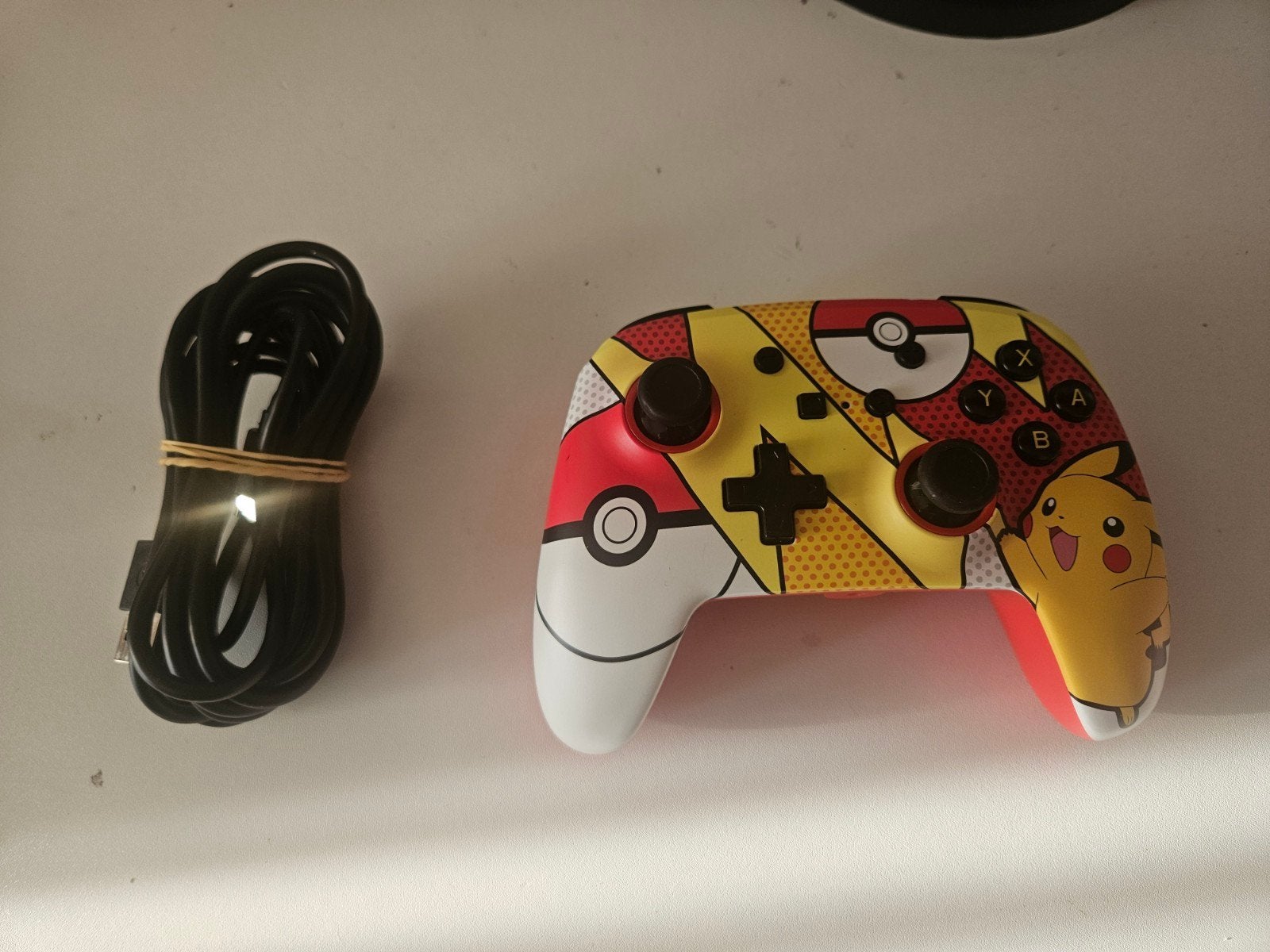 PowerA Nintendo Switch Controller - Pokémon Pikachu, Onbekend, Ophalen of Verzenden, Zo goed als nieuw, Onbekend