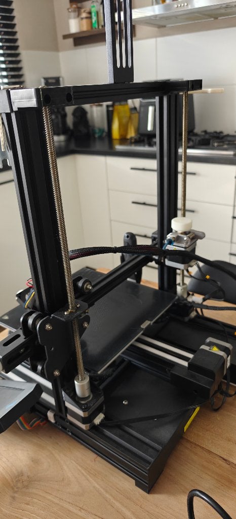 Creality Ender 3 V2 – Met Dual Z, BLTouch, etc., Computers en Software, 3D Printers, Ophalen, Gebruikt, Filament