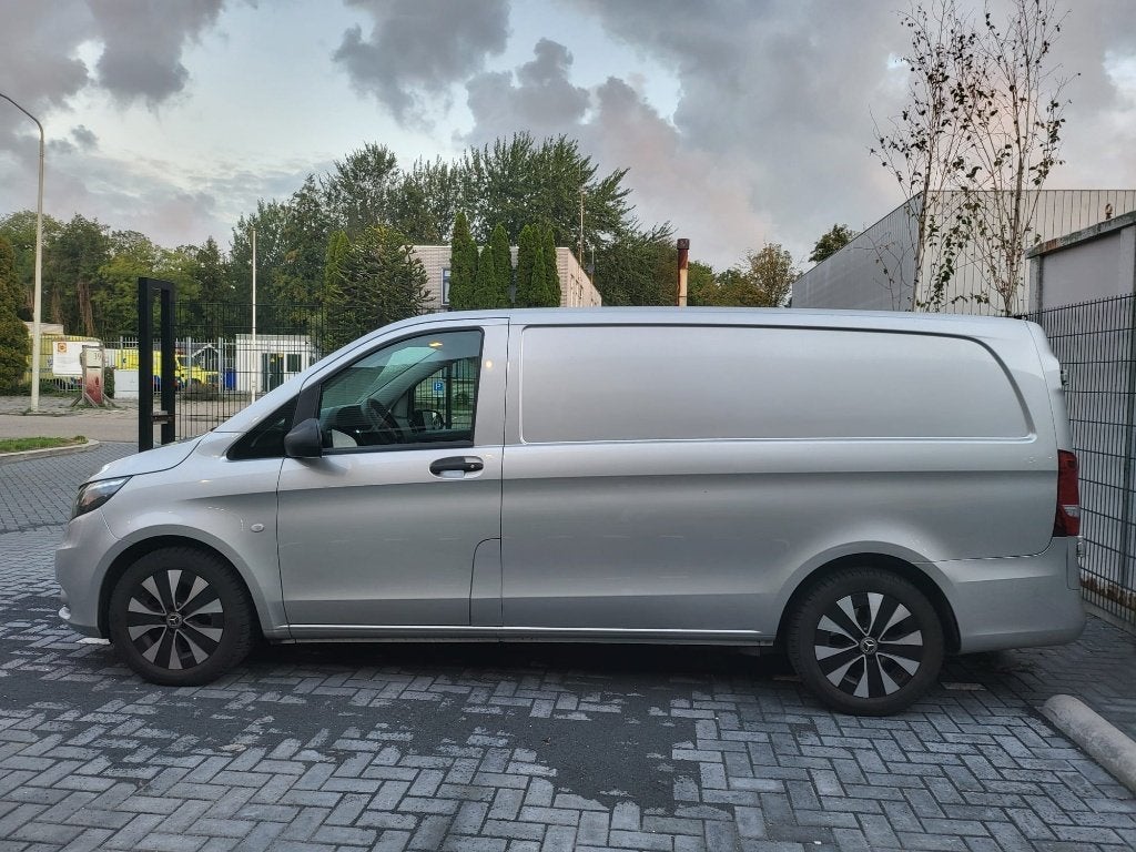 Mercedes-Benz Vito 1.8 CDI 102 PK 2021 Grijs metallic, 13 km/l, Dealer onderhouden, 4 cilinders, Parkeersensor