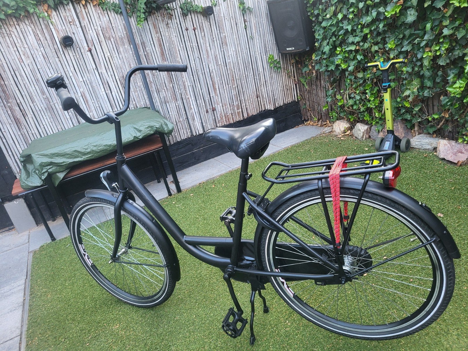 Dames fiets met terug trap rem, Ophalen, Gebruikt