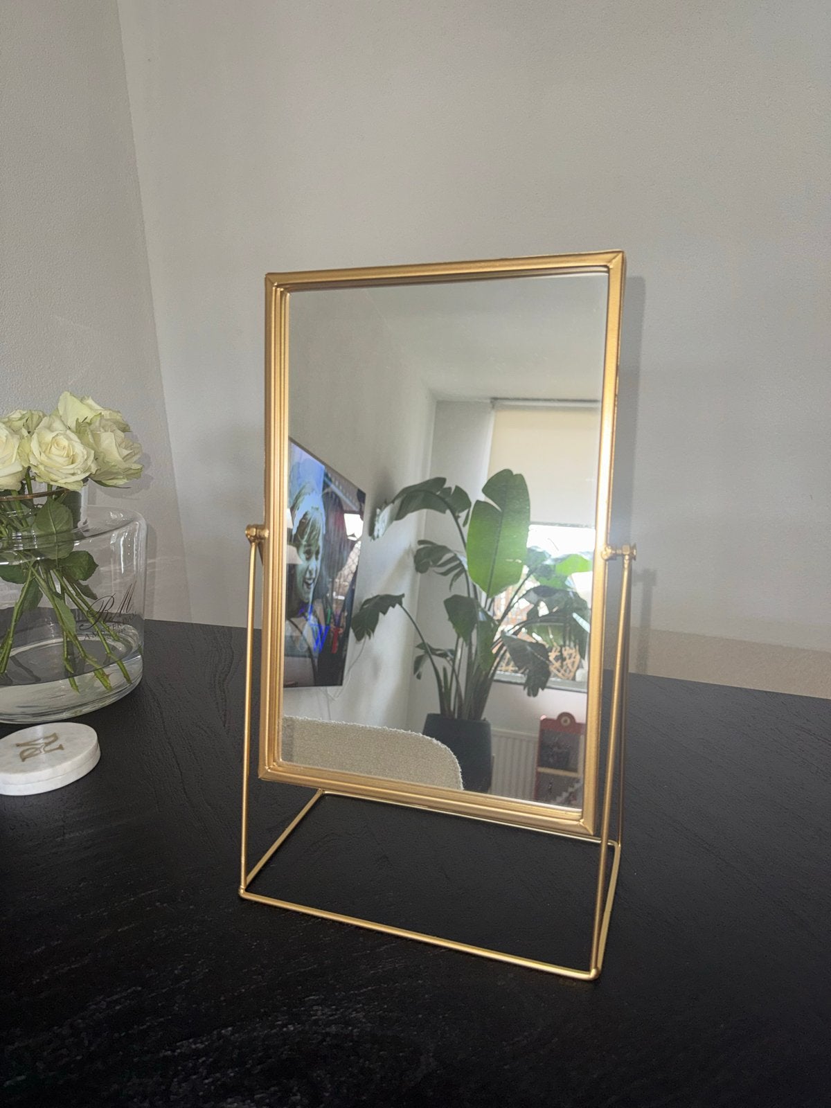 Gouden rechthoekige spiegel op standaard - Nieuw!, Minder dan 50 cm, Nieuw, Ophalen of Verzenden, Minder dan 100 cm
