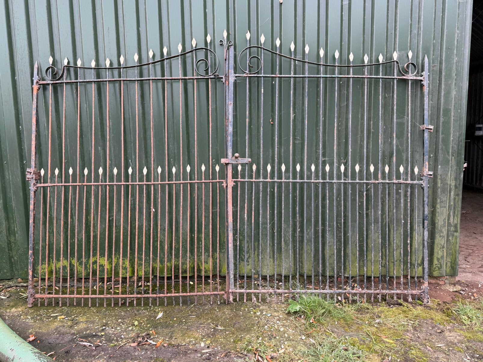 Metalen poort smeetijzer 350x235, Tuin en Terras, Ophalen of Verzenden, Zo goed als nieuw, IJzer, Sierhekwerk