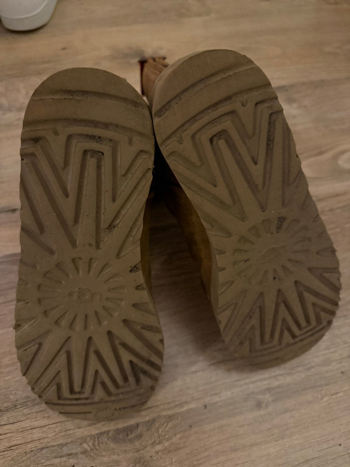 Uggs maat 41 met rits achter, Kleding | Dames, Verzenden, Gedragen, Bruin, Lage of Enkellaarzen