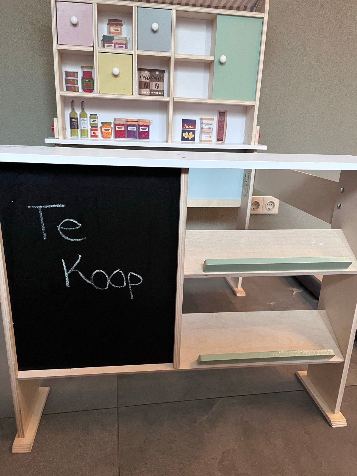 Houten speelgoedwinkeltje met kassa, Ophalen, Zo goed als nieuw, Jongen of Meisje