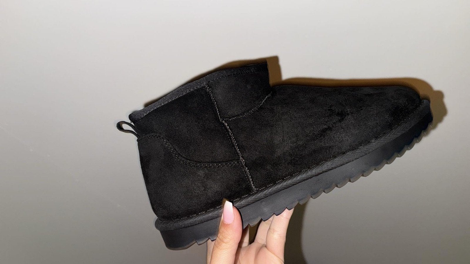 Comfortabele Uggs Laarzen - Diverse Kleuren, Beige, Lage of Enkellaarzen, Nieuw, Ophalen of Verzenden