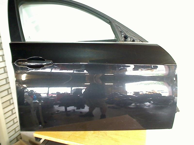 Portier Rechts Voor BMW 3 serie (E90) (2004-12/2011-12), Gebruikt, Petuelring 130, München 80809, , Duitsland, BMW, Bayerische Motoren Werke AG
