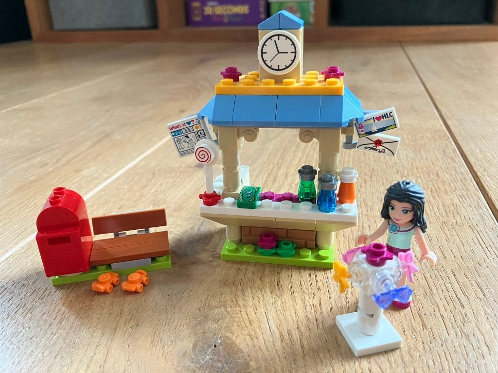 Lego Friends toeristenkiosk (41098), Lego, Friends, Ophalen of Verzenden, Zo goed als nieuw