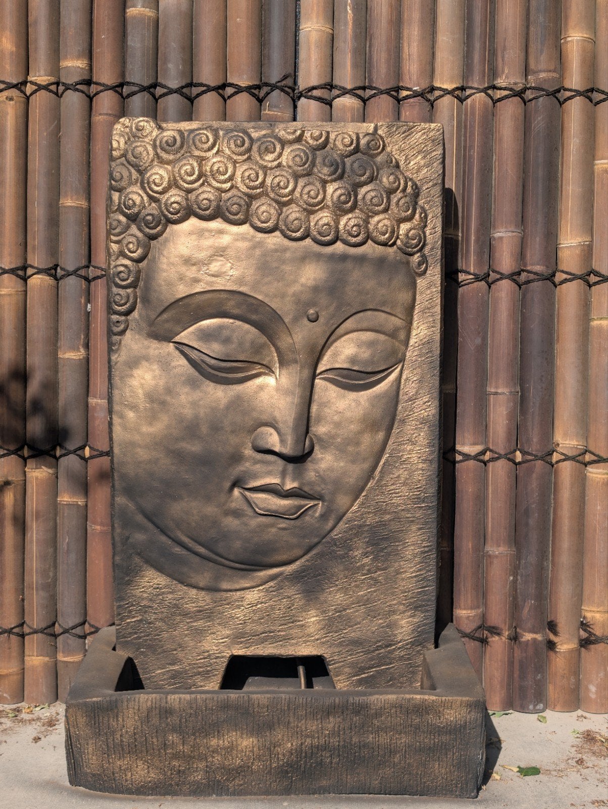 Mooie oosterse boeddha Buddha fontein waterornament beton, Tuin en Terras, Ophalen of Verzenden, Beton, Fontein