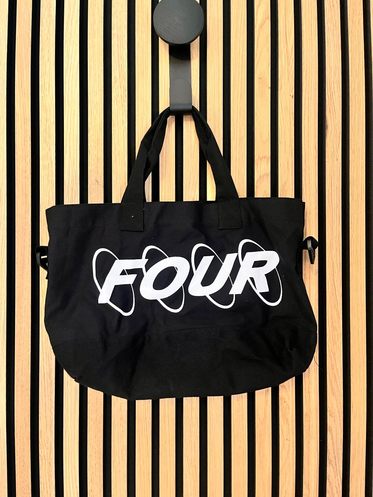 FOUR Kids Tote Bag Zwart met Logo, Sieraden, Tassen en Uiterlijk, Tassen | Damestassen, Zo goed als nieuw, Shopper, Zwart, Ophalen