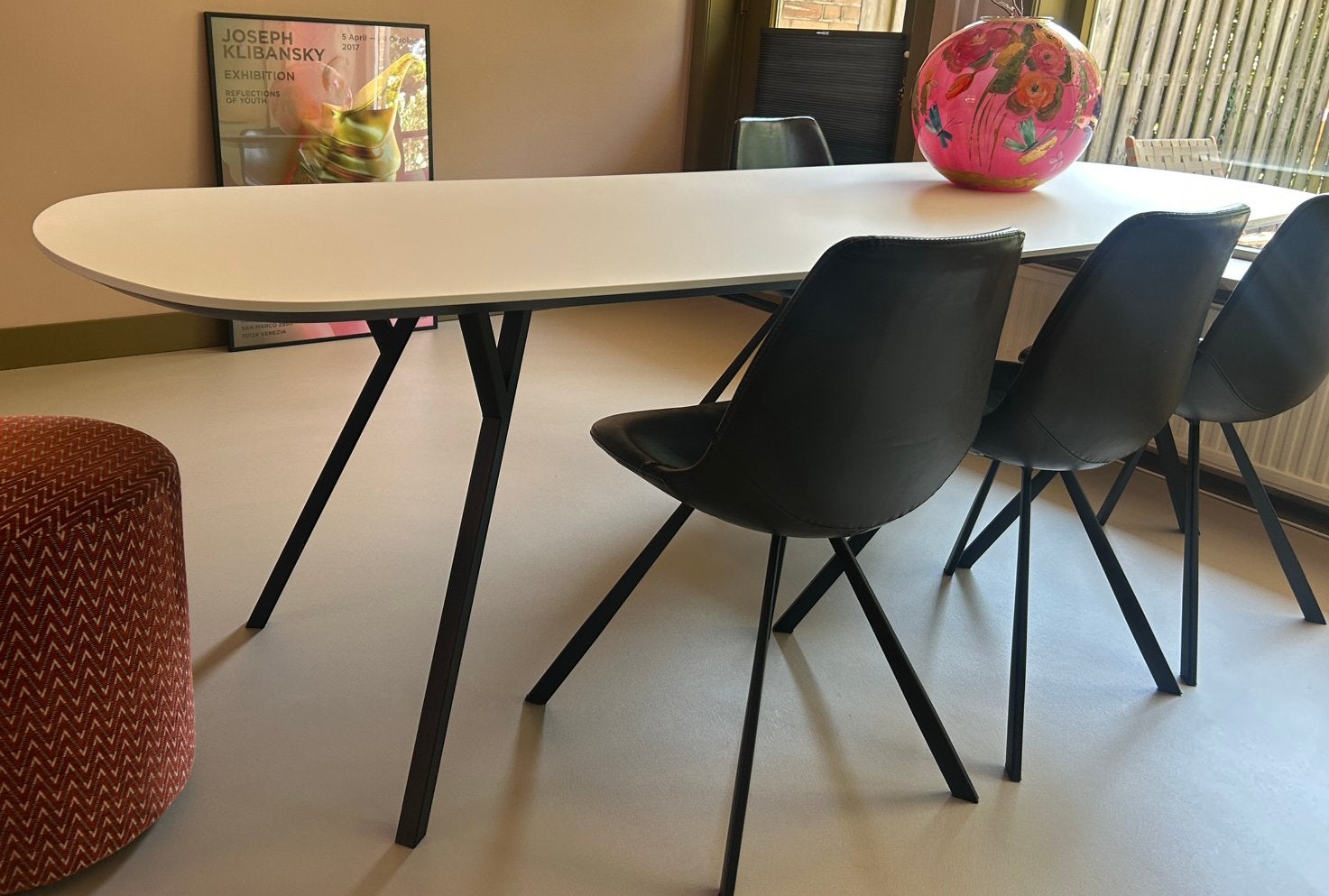 Eettafel Figo Deens ovaal eijerkamp, Ophalen, 50 tot 100 cm, Zo goed als nieuw, Vijf personen of meer