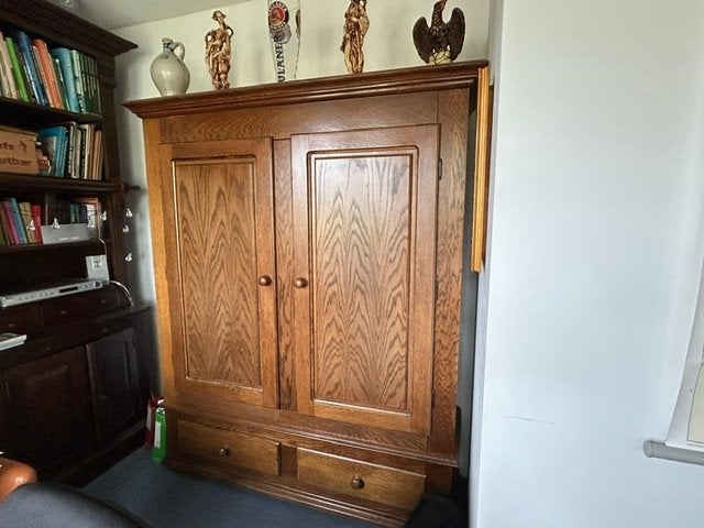 Houten Kast, Huis en Inrichting, Kasten | Buffetkasten, Ophalen, Met deur(en), 150 tot 200 cm, 150 tot 200 cm