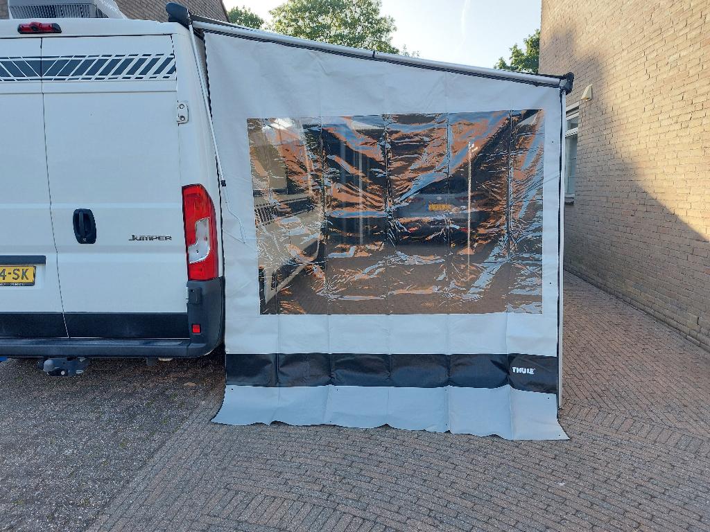 Thule Rain Blocker Side G2 zijwand 250 XL met rafter, Ophalen of Verzenden, Zo goed als nieuw
