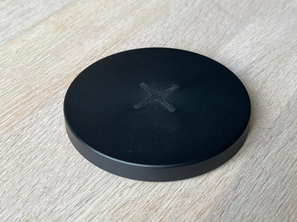 IKEA LIVBOJ Draadloze Oplader - Zwart, 5W Max, Ophalen of Verzenden, Zo goed als nieuw