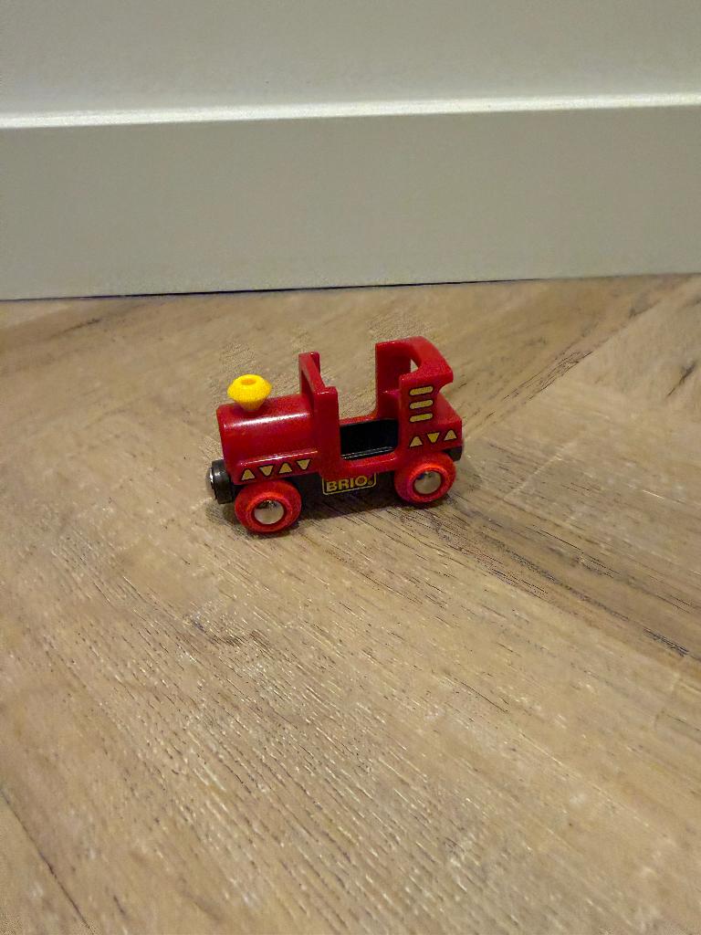 ZGAN Brio houten trein klassieke locomotief set 33315 toy, Ophalen of Verzenden, Zo goed als nieuw