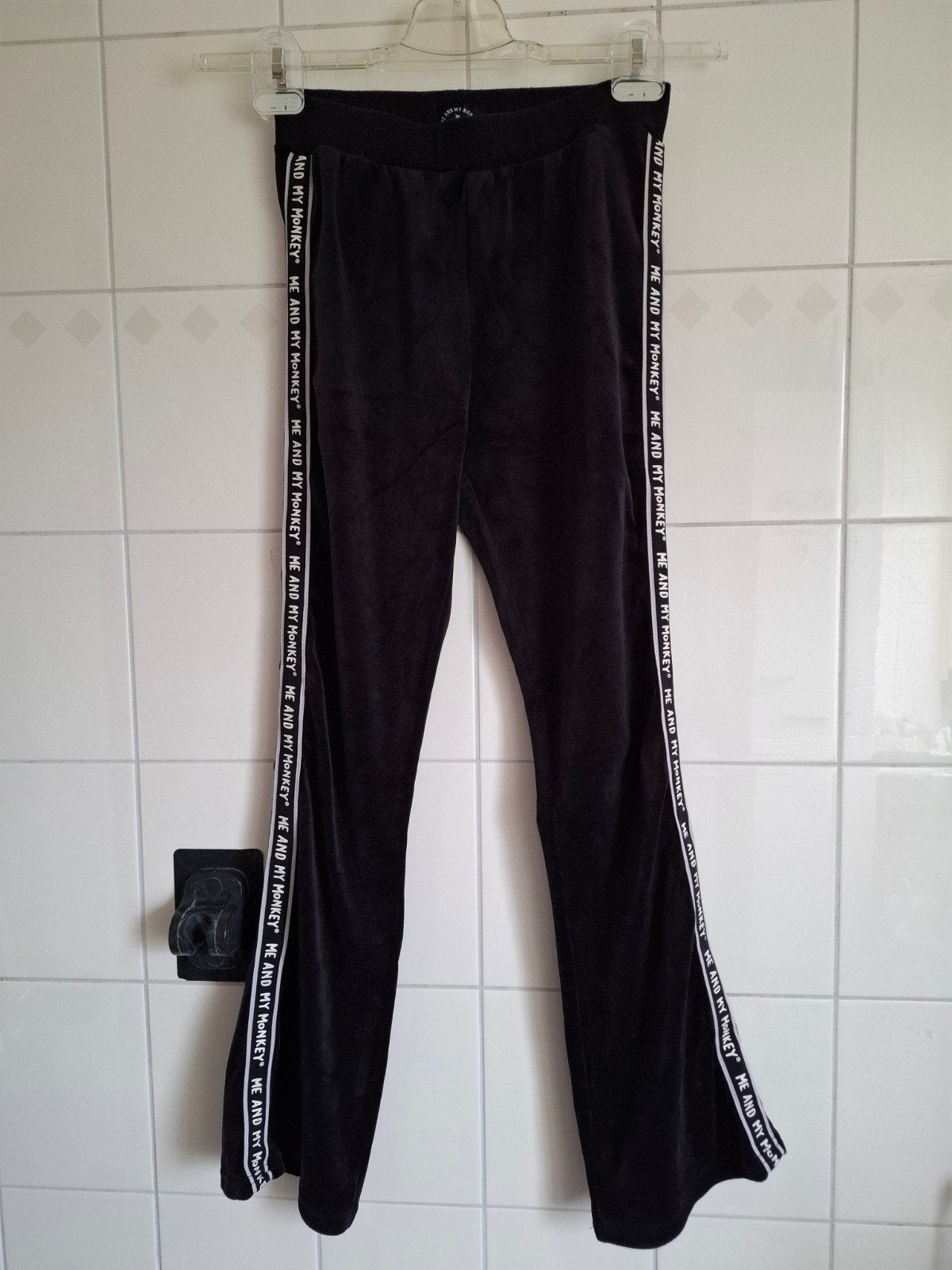 Zwarte fluwelen broek  Me and My Monkey 164/170 #34, Broek, Gebruikt, Meisje, Ophalen of Verzenden