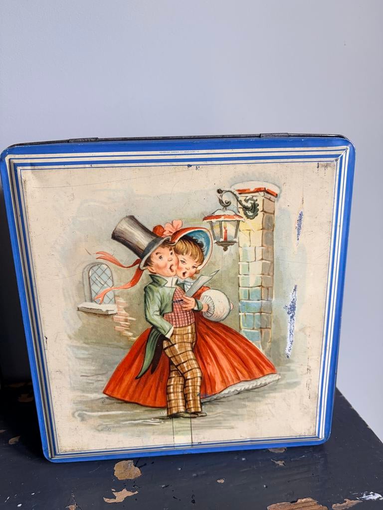 Vintage blikken trommels met nostalgische afbeeldingen, Ophalen of Verzenden, Gebruikt, Koek(jes), Overige merken
