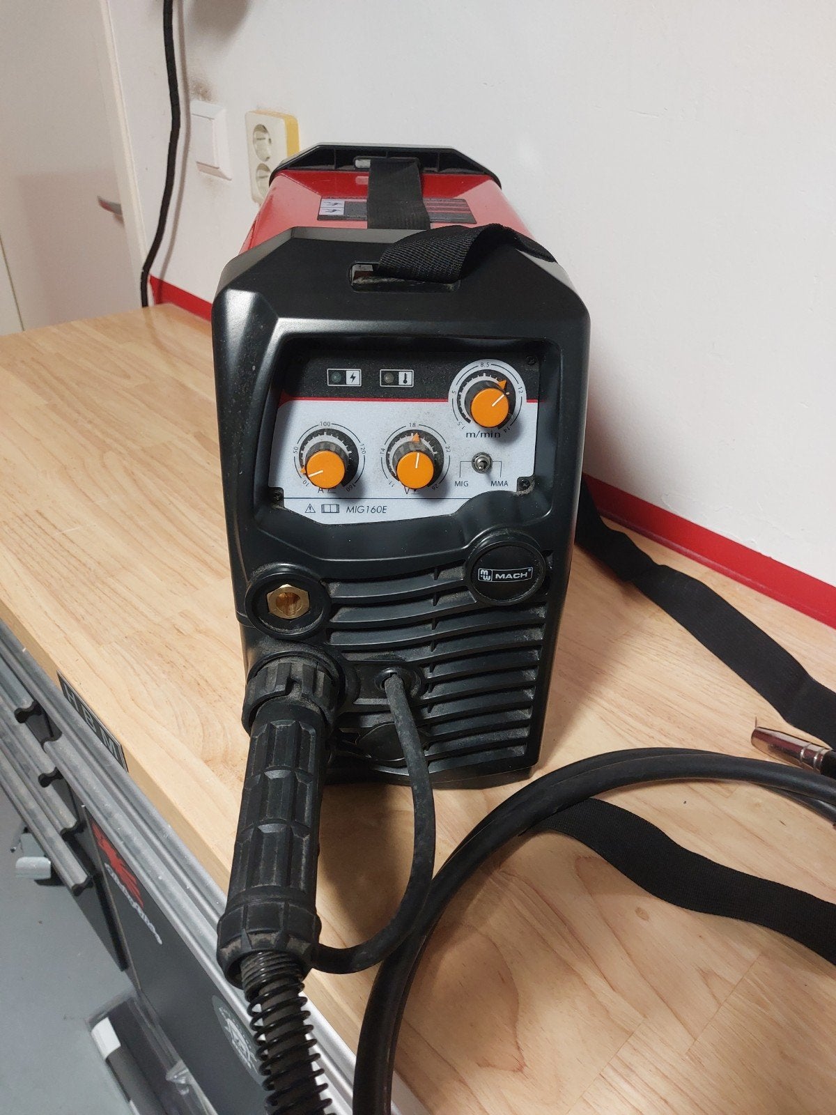 Lasapparaat Metalworx, Ophalen, Gebruikt, 150 tot 250 ampère, Co2