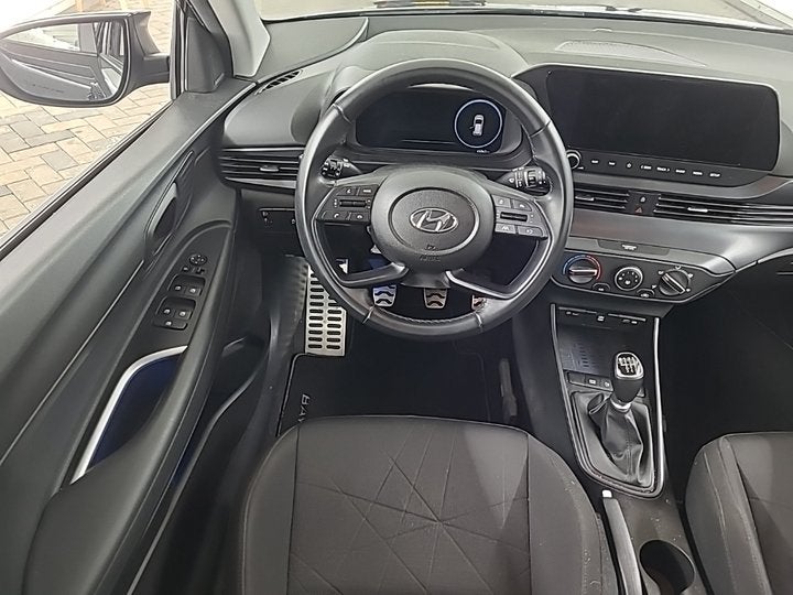 Hyundai Bayon 1.0 T-GDI Comfort Smart 2e-Eig. & Dealer-Onder, Auto's, 12 maanden, Gebruikt, Origineel Nederlands, Bedrijf