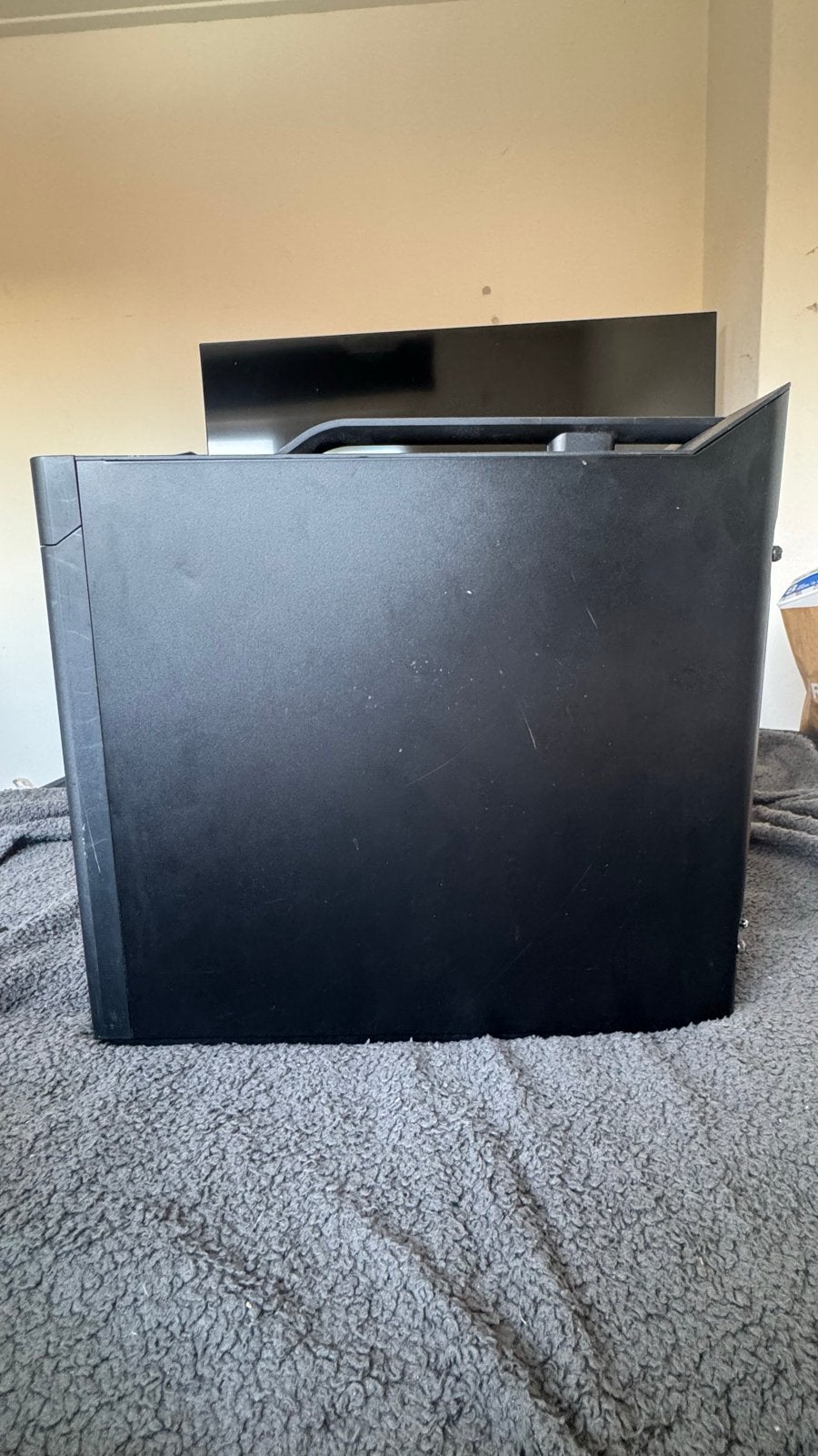 Lenovo Legion Desktop PC - Voor onderdelen, Computers en Software, Desktop Pc's, Ophalen of Verzenden, Niet werkend, Onbekend