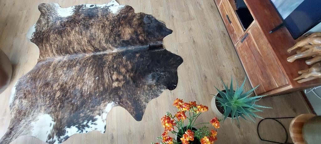 Koeien kleed, Huis en Inrichting, Stoffering | Tapijten en Kleden, Ophalen, Bruin, 150 tot 200 cm, 200 cm of meer