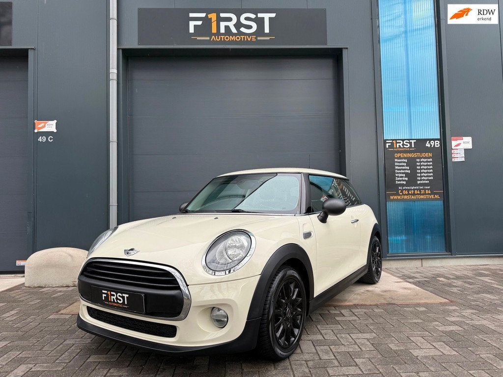 Mini Cooper 1.2 One Keyless Elek Ramen Airco Lmv Apk 03-2027, Auto's, Voorwielaandrijving, Stof, Gebruikt, Euro 6