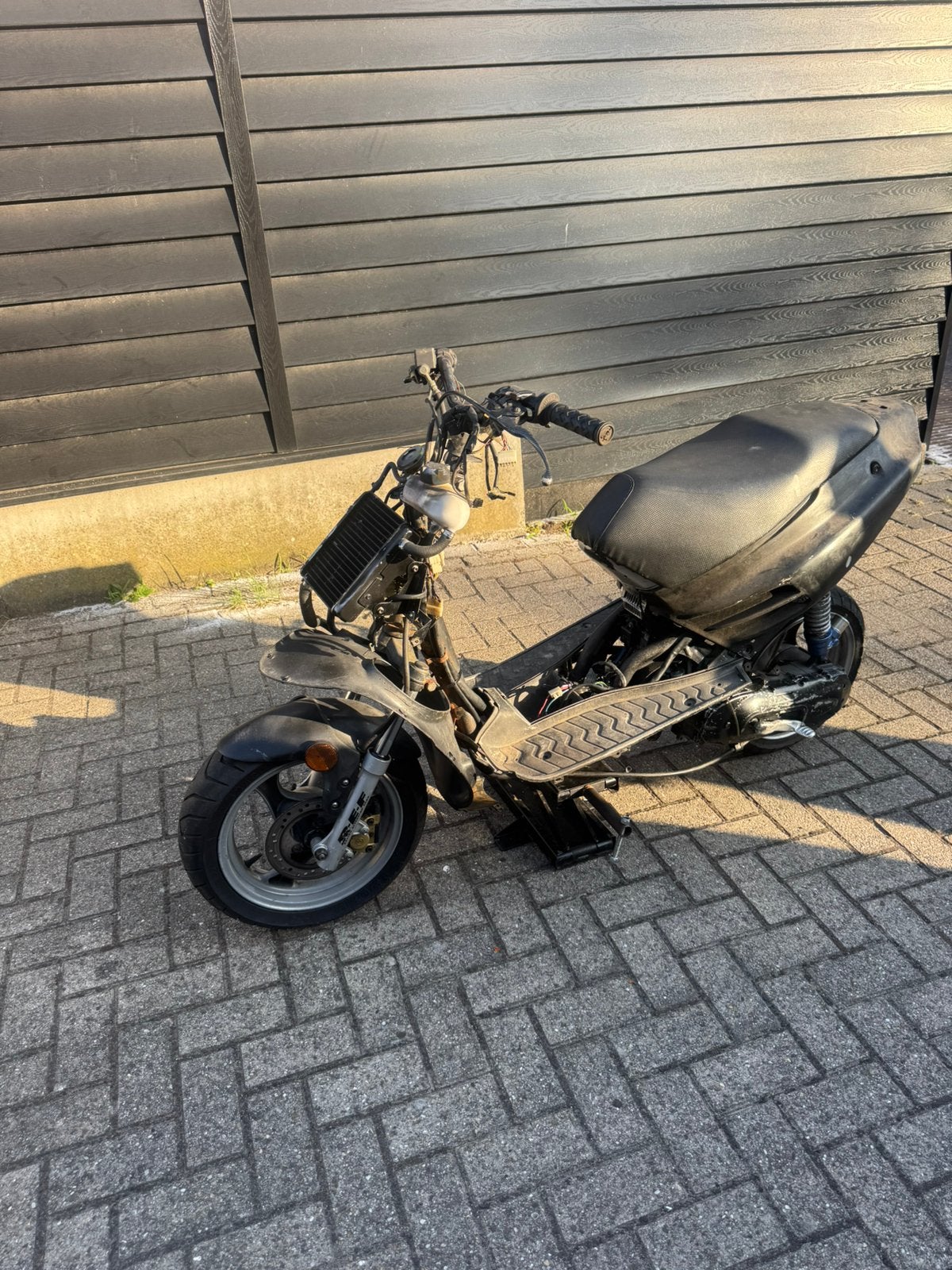 Aprilla sr viper 70cc 2005 LC, Fietsen en Brommers, Scooters | Aprilia, Ophalen, Zo goed als nieuw, Tweetakt, SR 50