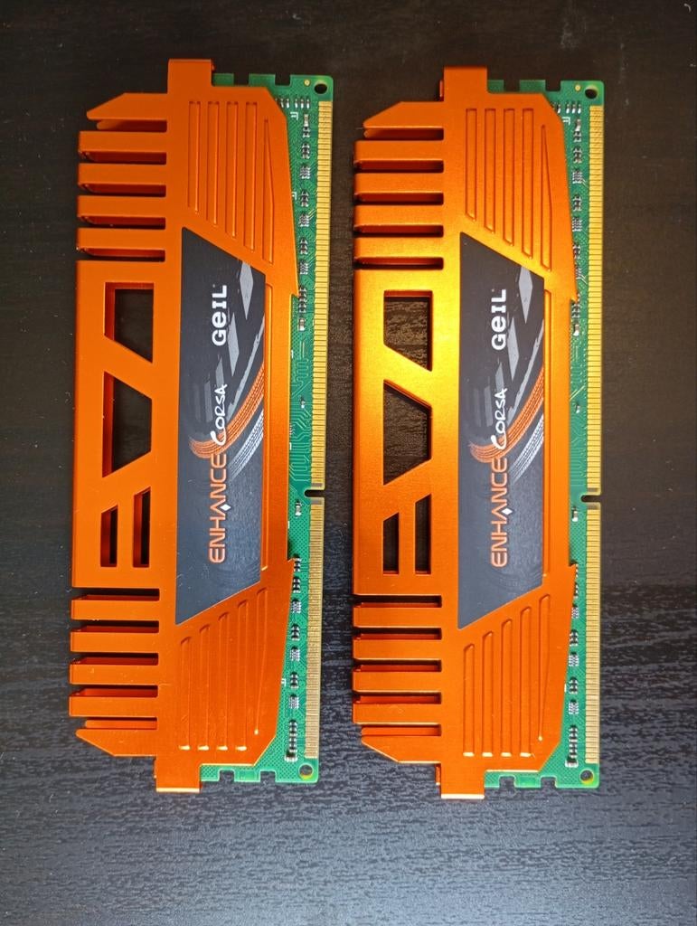 Computer component ramgeheugen/processoren/videokaarten/voed, 6-core, Am3 am3+, Ophalen of Verzenden, Zo goed als nieuw