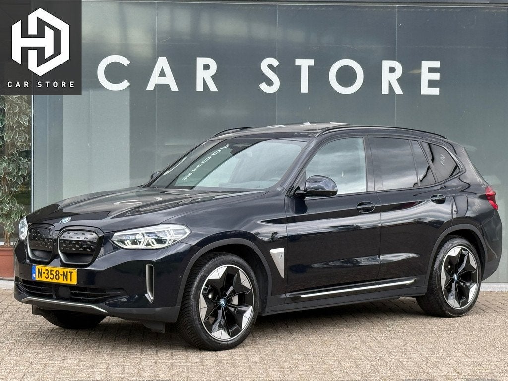 BMW IX3 High Executive 80 kWh Shadow Line 98% SOH PANO|Harma, Auto's, BMW, Achterwielaandrijving, Gebruikt, 141 min, IX3
