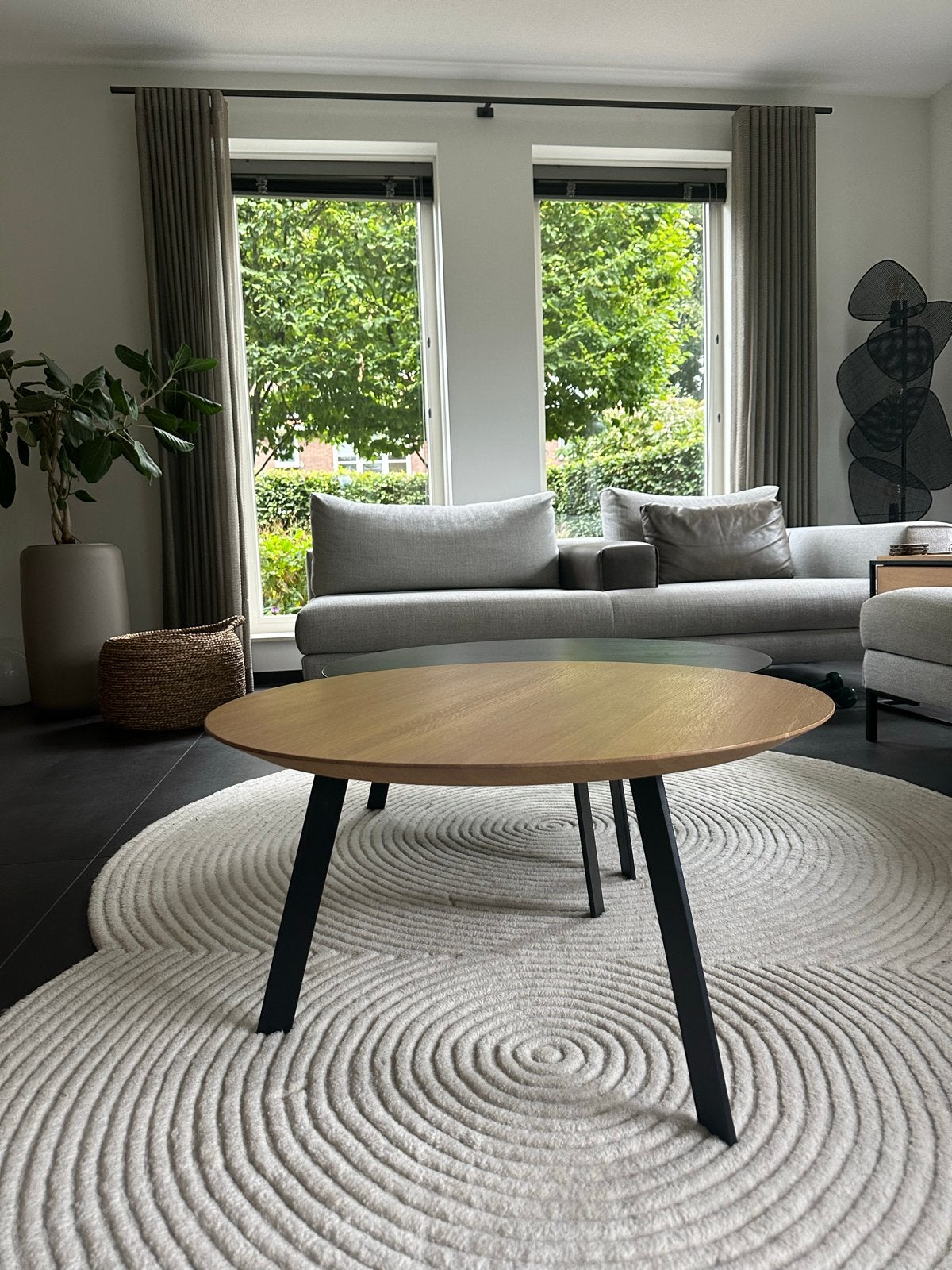 New Co salontafel Studio Henk (70x40), Huis en Inrichting, Zo goed als nieuw, 5 – 50, Eikenhout, Rond
