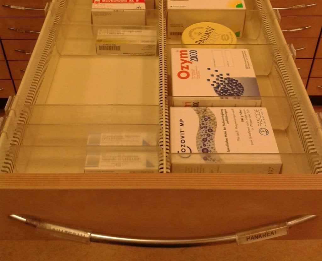 Schuif-steek-dwarsverdeler huwil Apotheek, Ophalen, Kunststof, 50 tot 100 cm, Minder dan 100 cm
