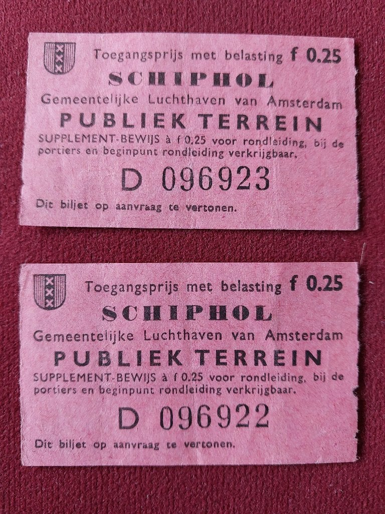 Toegangskaartjes Publiek Terrein Luchthaven Schiphol jaren50, Verzamelen, Ophalen of Verzenden, Gebruikt, Overige typen