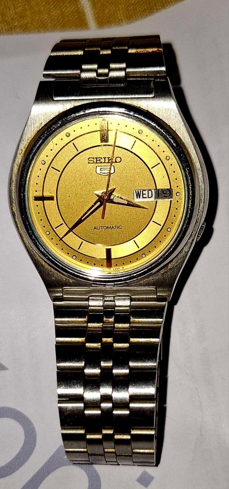 Seiko 5 Automatic Horloge - Goudkleurige Wijzerplaat, Ophalen of Verzenden