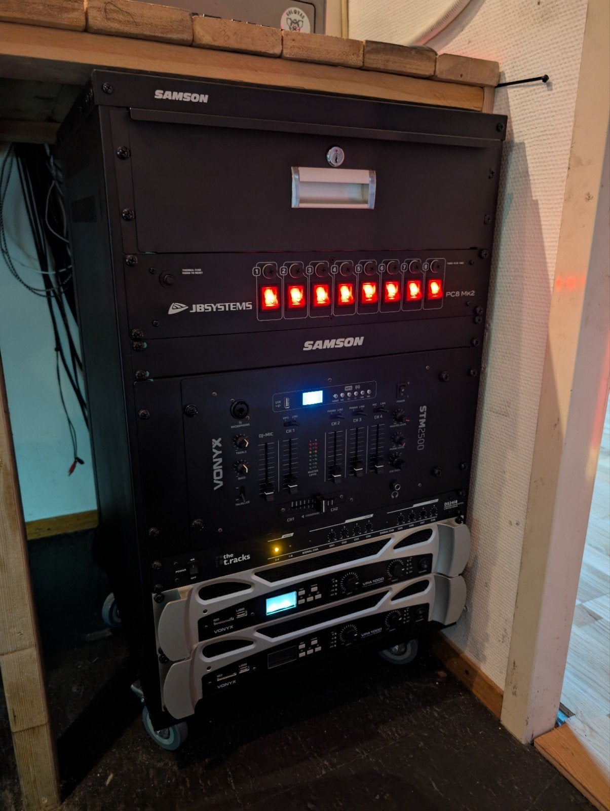Complete PA-geluidsinstallatie in flightcase - Ideaal voor k, Ophalen