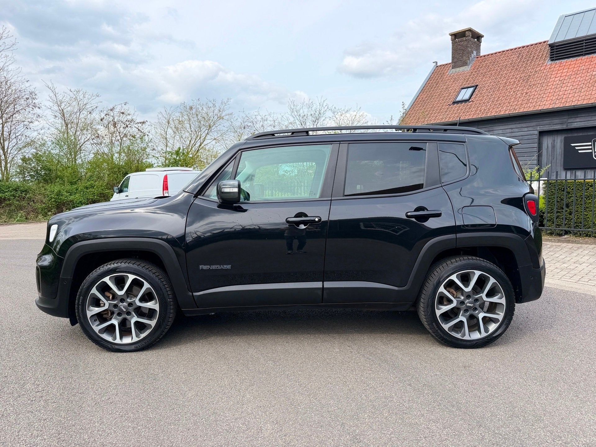 Jeep RENEGADE 4xe AWD 240 Plug-in Hybrid Electric S Automaat, Automaat, Stof, Gebruikt, Zwart