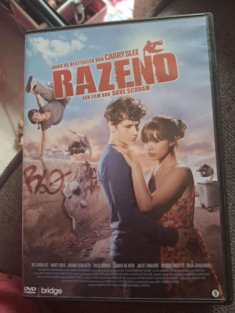 Razend - DVD (naar bestseller van Carry Slee), Vanaf 9 jaar, Ophalen of Verzenden, Gebruikt