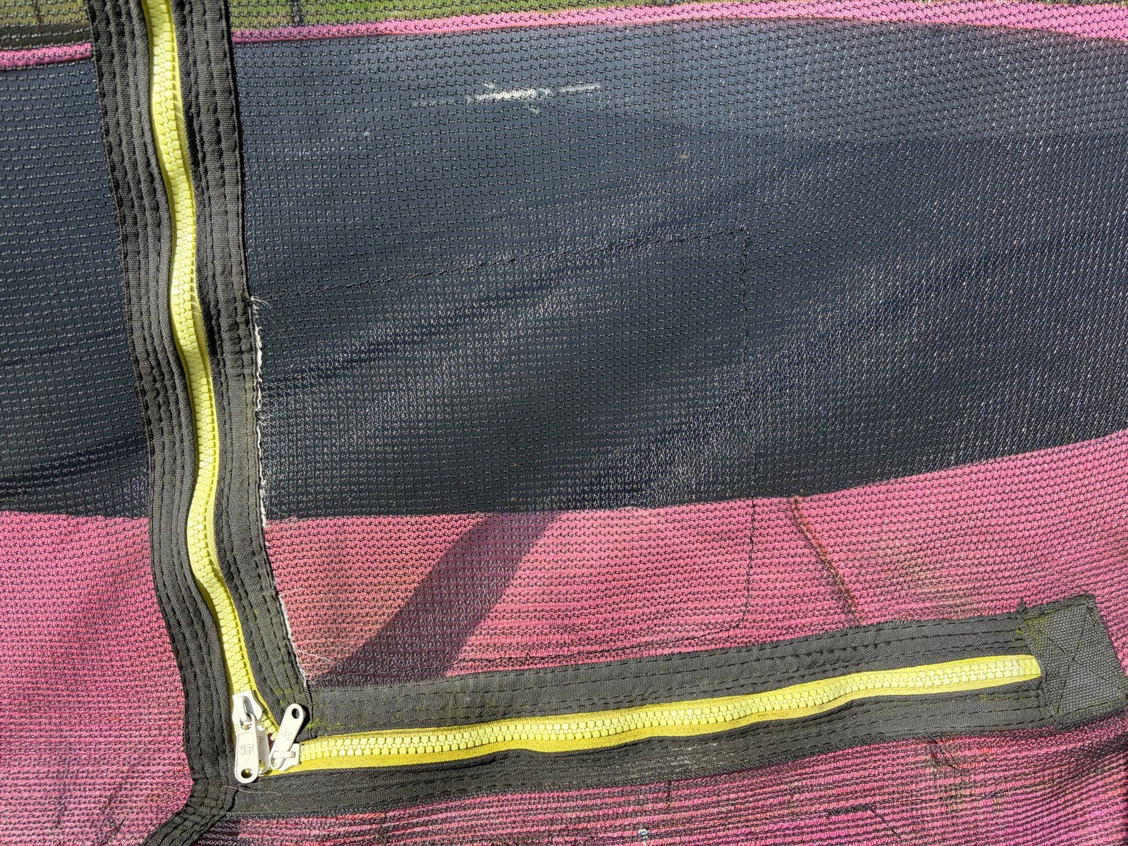 Foto 3 van EXIT Toys Trampoline 427cm met veiligheidsnet en ladder