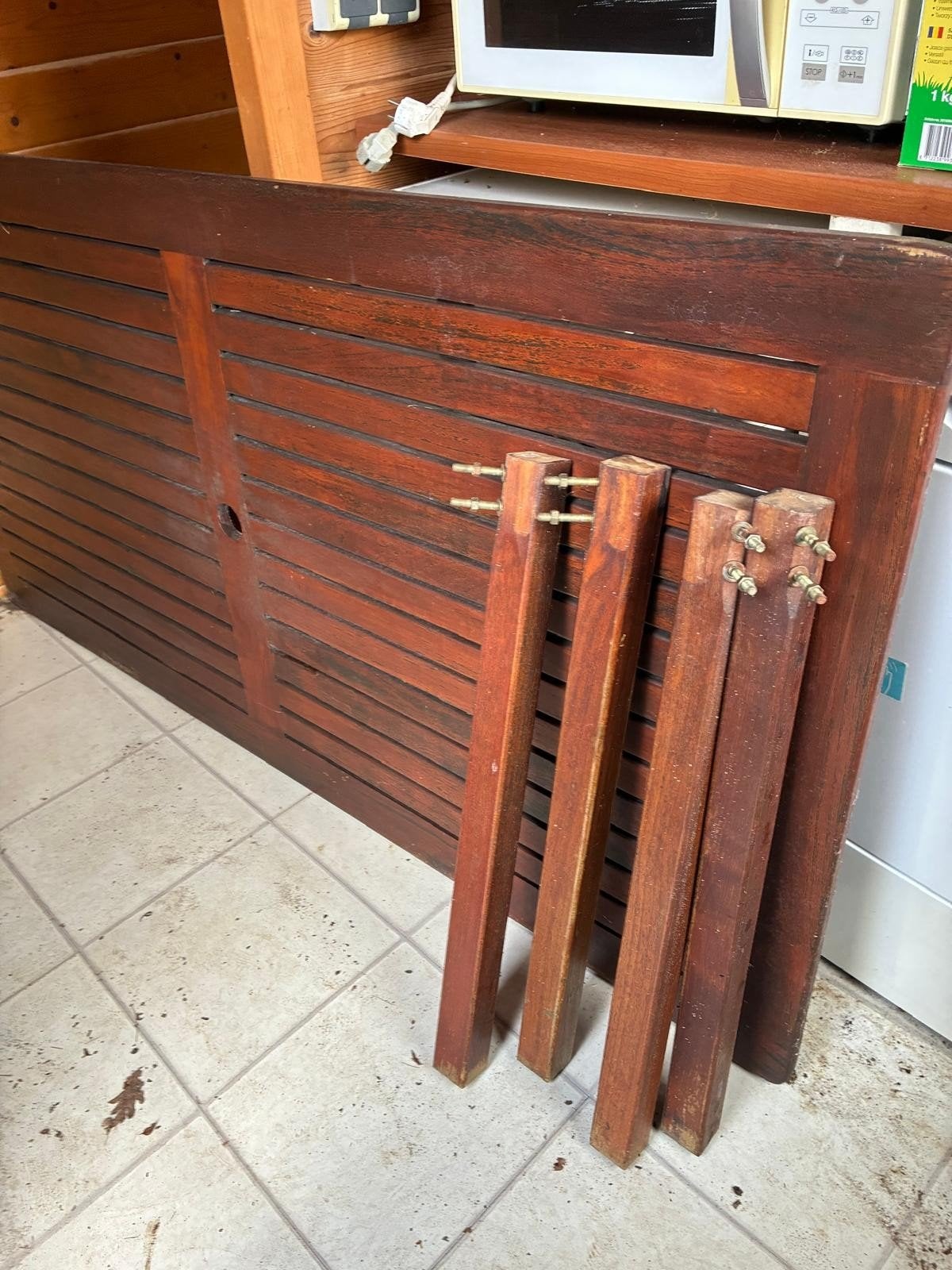 Degelijke hardhouten tafel 180x90 cm, demontabele poten, Ophalen