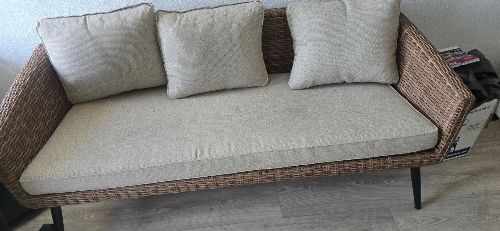 Comfortabele rotan bank met kussens, Ophalen, Gebruikt, 150 tot 200 cm, Driepersoons