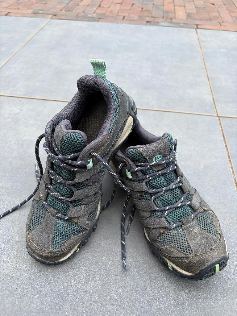 Merrell dames wandelschoen maat 38, Sport en Fitness, Bergsport en Wandelen, Ophalen of Verzenden, Gebruikt, Schoenen
