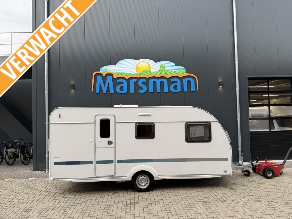 Adria Aviva 492 LU Nieuw 2026, Caravans en Kamperen, Treinzit, 750 - 1000 kg, 5 tot 6 meter, Overige typen