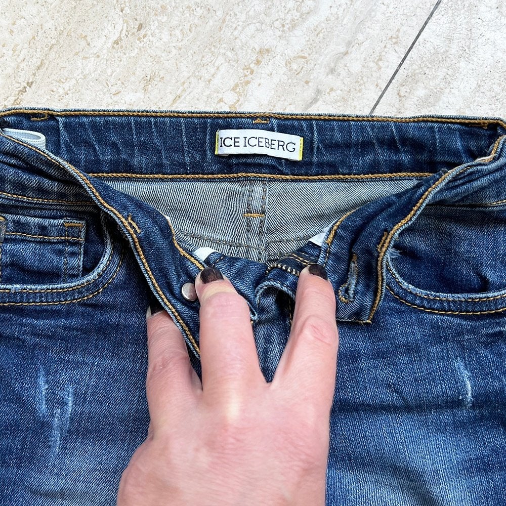 Mooie ICEBERG Jeans 1 - 00 (Maat 12M/cm.80) € 20,-, Broekje, Jongetje of Meisje, Ophalen of Verzenden, Zo goed als nieuw