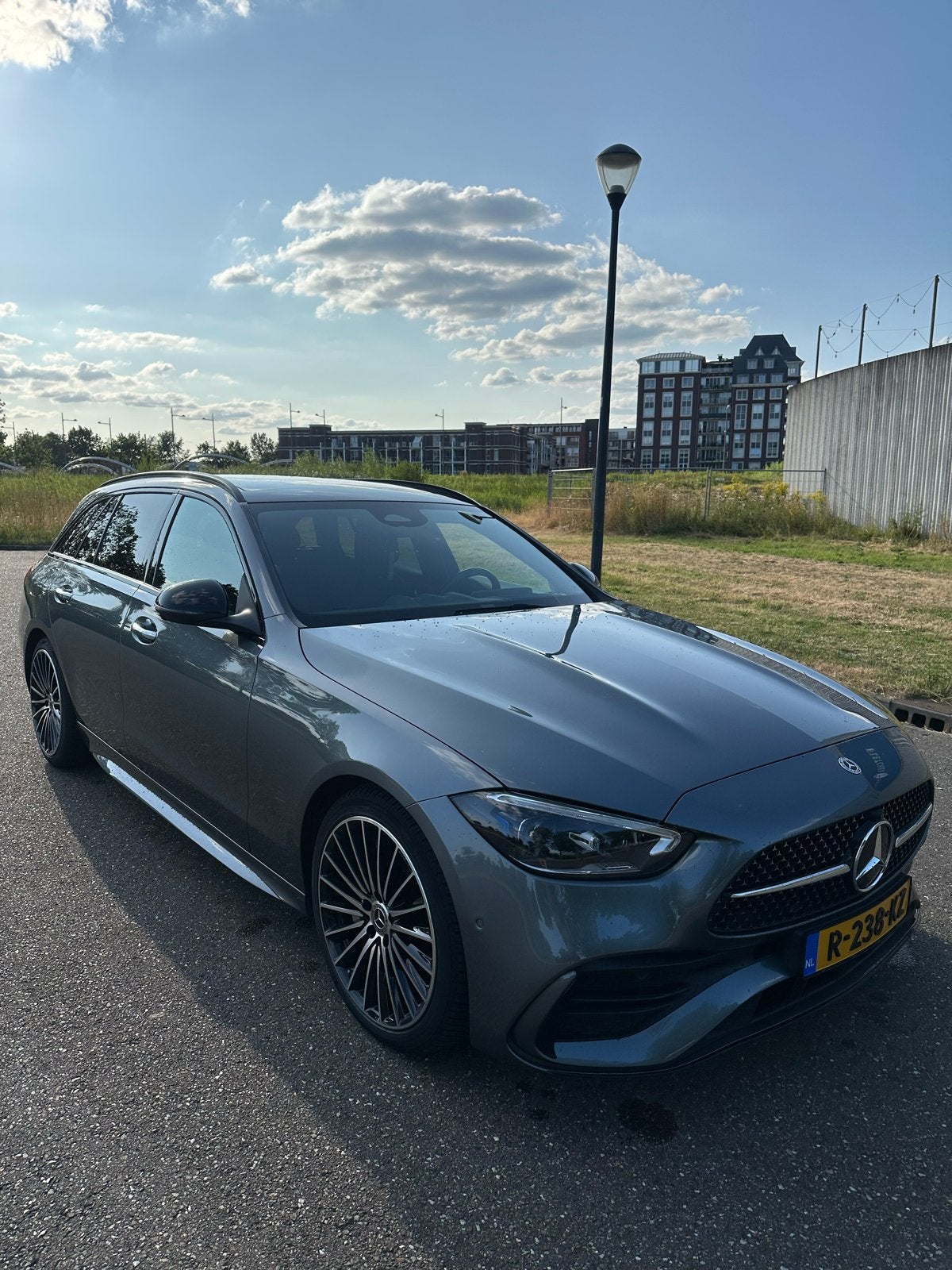 Mercedes-Benz C-Klasse C200 Launch edition Amg-line, Auto's, Automaat, Achterwielaandrijving, 4 cilinders, Dealer onderhouden